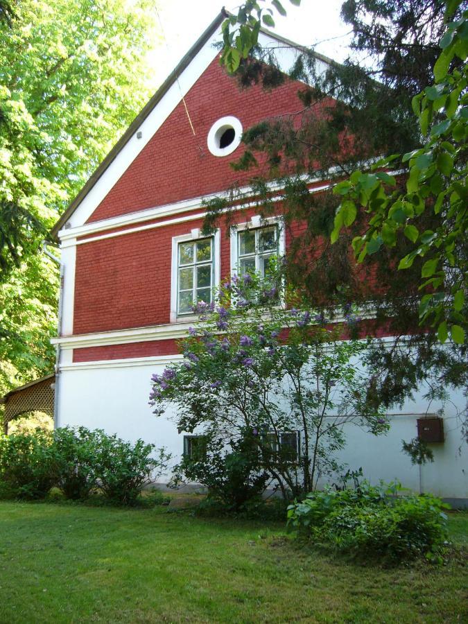 Kalmar Vendeghaz-Vadaszhaz Tornyiszentmiklos Bagian luar foto
