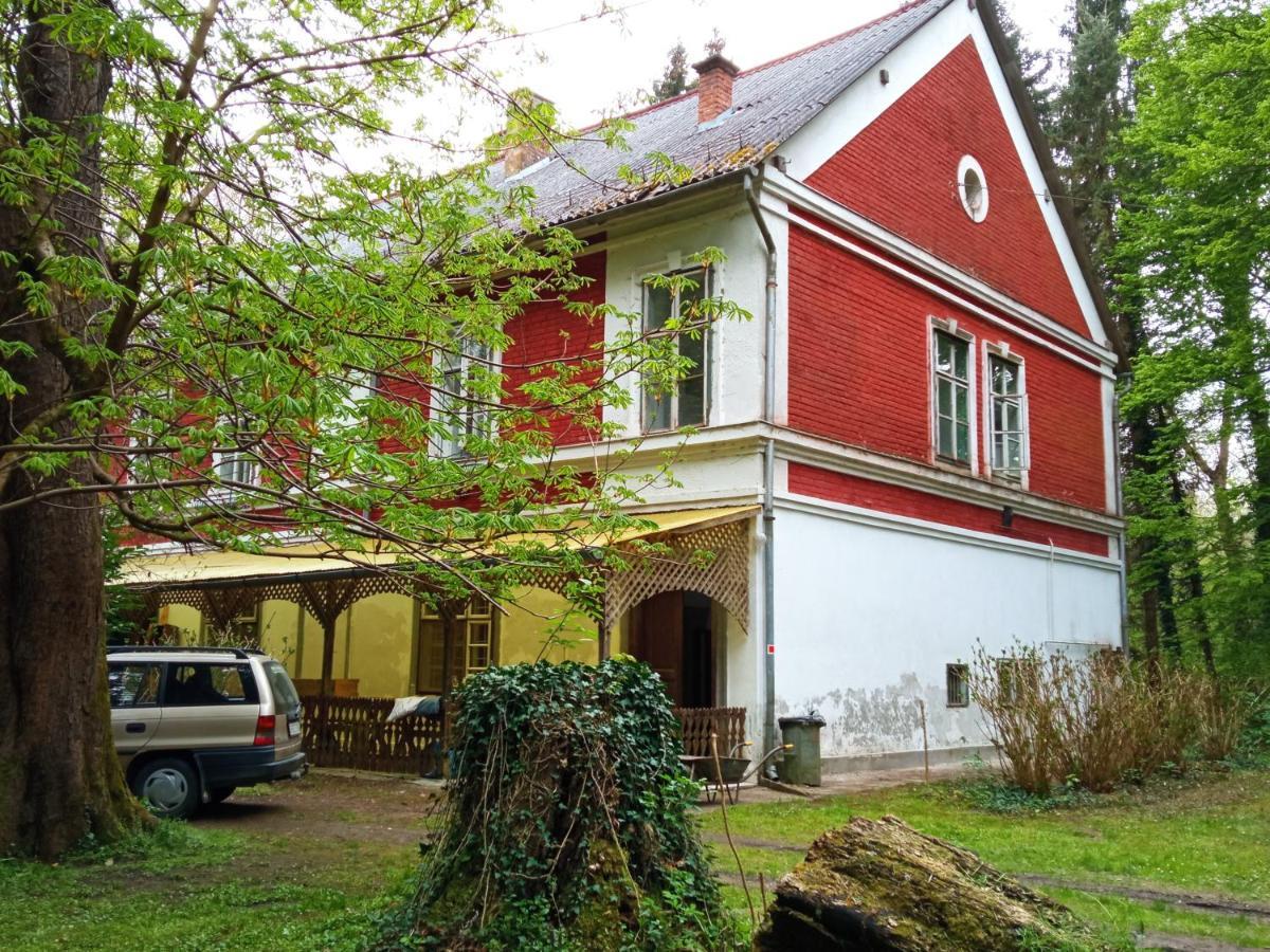 Kalmar Vendeghaz-Vadaszhaz Tornyiszentmiklos Bagian luar foto